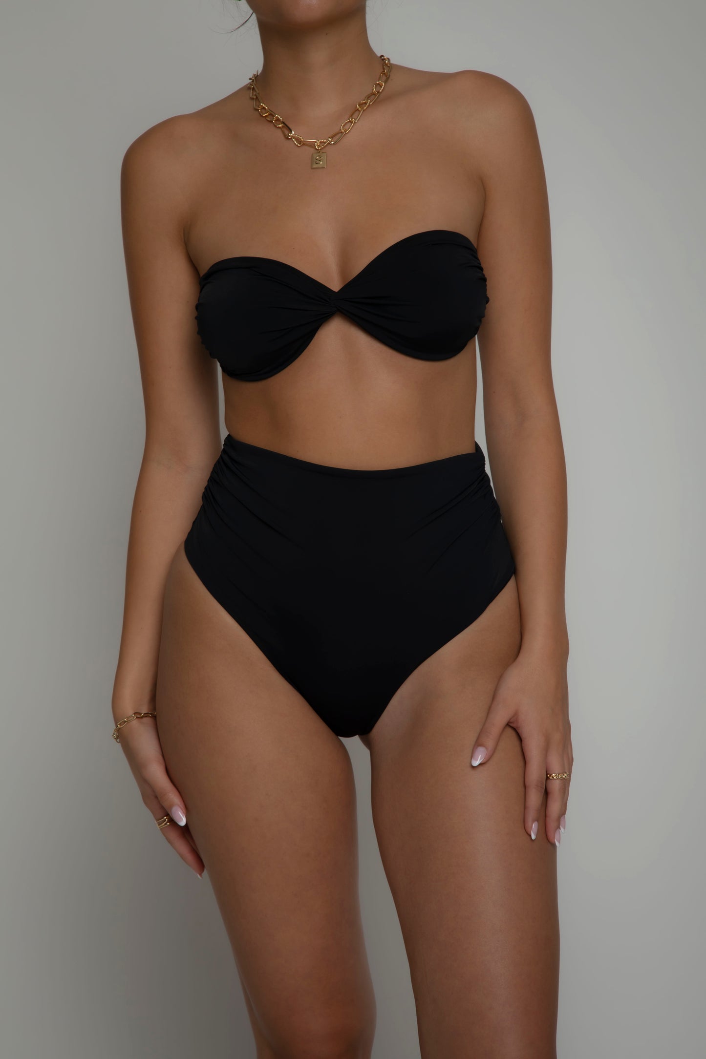 Black bikini strapless top