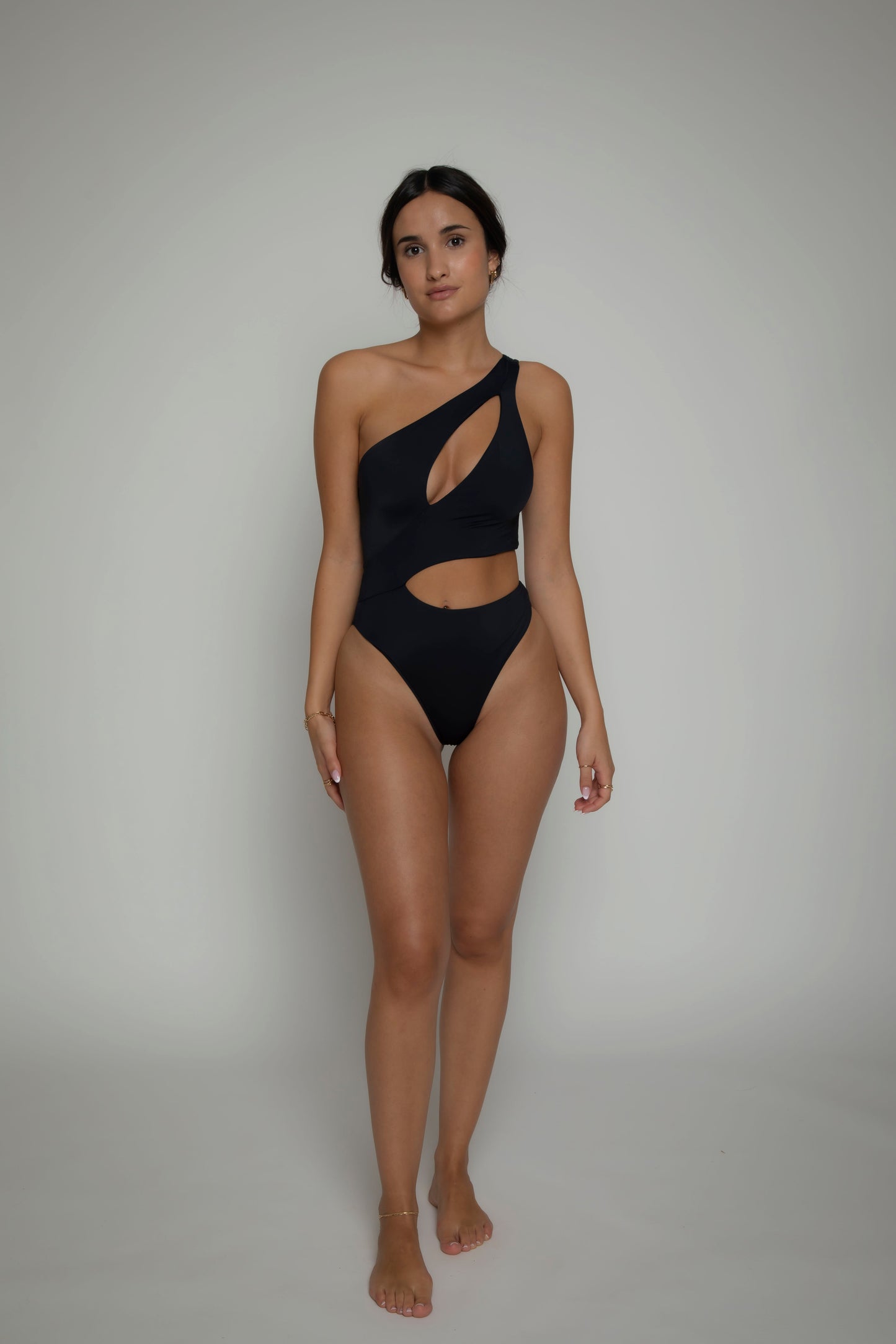 Black one shoulder swimsuit, onepiece